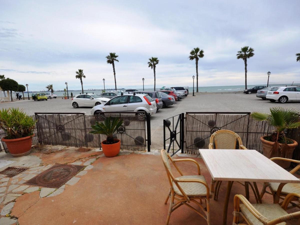 Apartamento con terraza frente al mar Appartamento El Puerto de Santa María Esterno foto